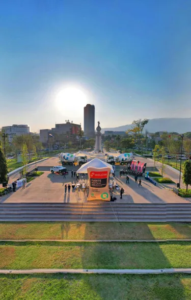 Holcim 75 años lanzamiento