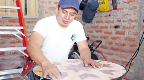 David pasó del desempleo a tener 40 clientes en el primer año de su negocio