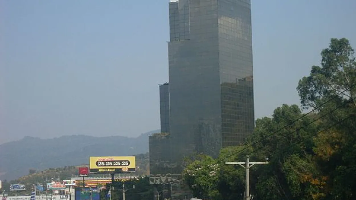 Torre Democracia
