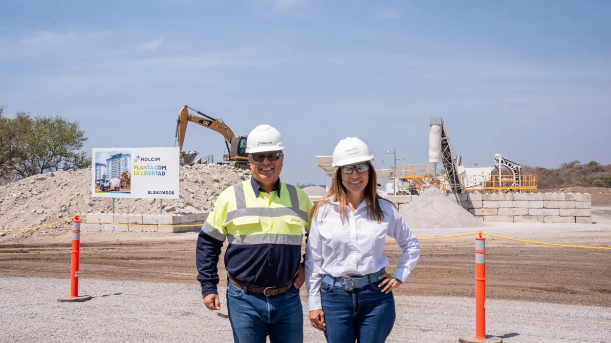 Gerentes Delsur y Holcim.jpg